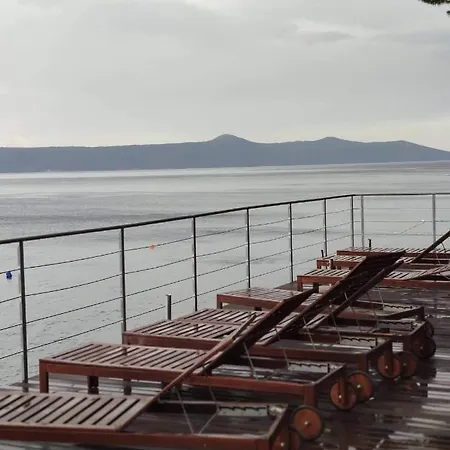 Pocitniska Hisa Morski Pogled בית נופש